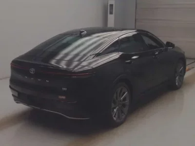 Toyota CROWN CROSSOVER