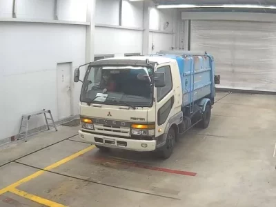 Mitsubishi FUSO FIGHTER