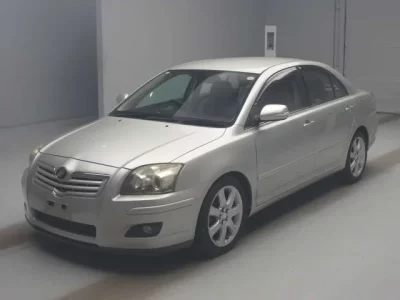 Toyota AVENSIS SEDAN