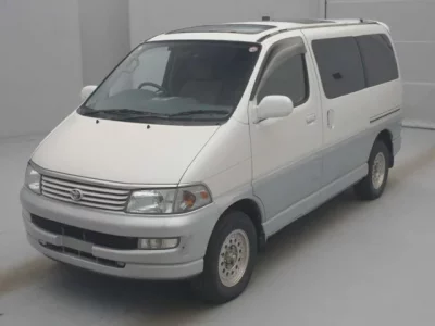 Toyota HIACE REGIUS