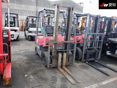 Nissan FORKLIFT