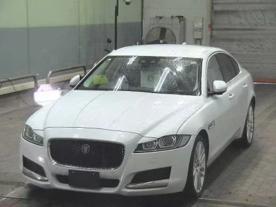 Jaguar XF SERIES