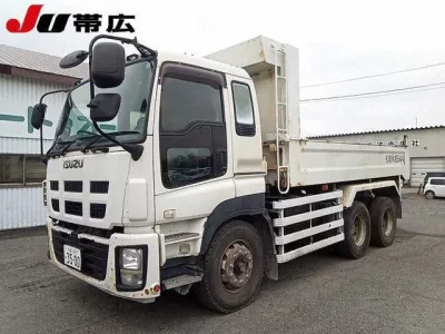 Isuzu GIGA