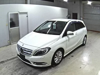 Mercedes-Benz B CLASS
