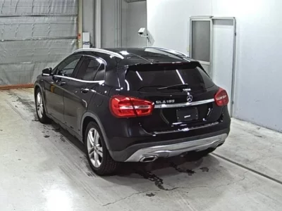 Mercedes-Benz GLA CLASS