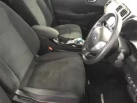 Nissan LEAF лот № 80031 оценка 4  с аукциона в Японии 6