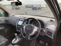 Nissan X-TRAIL лот № 80035 оценка R  с аукциона в Японии 2