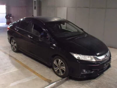 Honda GRACE  с аукциона в Японии