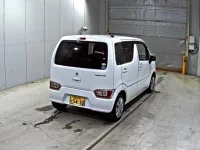 Suzuki WAGON R лот № 9075 оценка R  с аукциона в Японии 4