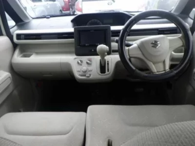 Suzuki WAGON R  с аукциона в Японии