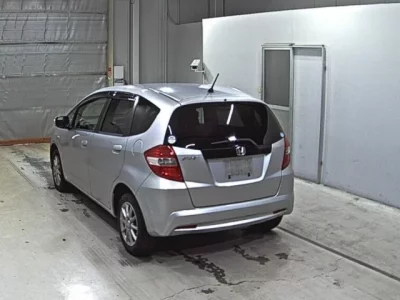 Honda FIT  с аукциона в Японии