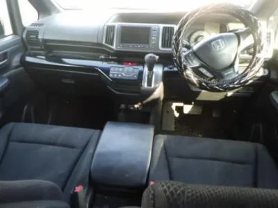 Honda STEP WAGON  с аукциона в Японии