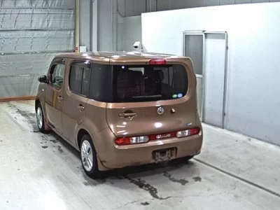Nissan CUBE  с аукциона в Японии