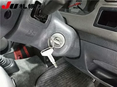 Daihatsu Atrai Wagon  с аукциона в Японии