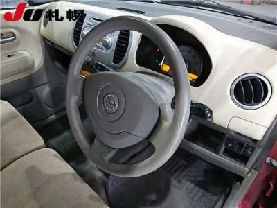 Nissan MOCO  с аукциона в Японии