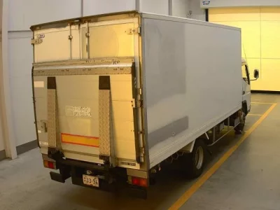 Mitsubishi CANTER  с аукциона в Японии