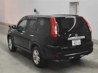 Nissan X-TRAIL лот № 25011 оценка 3.5  с аукциона в Японии 1