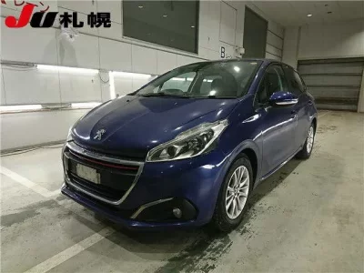 Peugeot 208  с аукциона в Японии