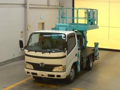 Hino DUTRO  с аукциона в Японии