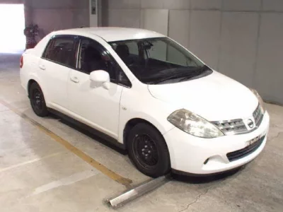 Nissan TIIDA LATIO