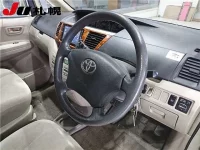 Toyota NOAH лот № 131 оценка R  с аукциона в Японии 2