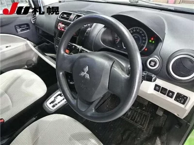 Mitsubishi MIRAGE  с аукциона в Японии