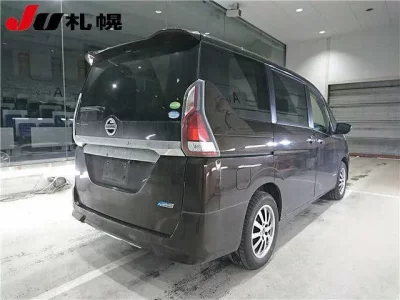 Nissan SERENA  с аукциона в Японии
