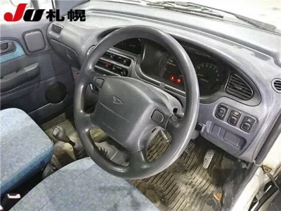 Daihatsu MOVE  с аукциона в Японии