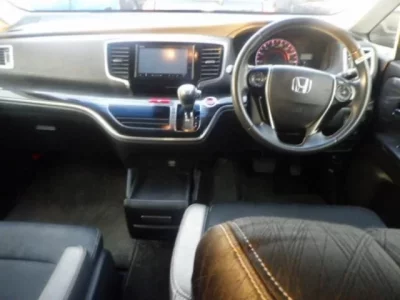 Honda ODYSSEY  с аукциона в Японии