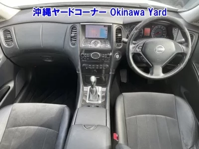 Nissan SKYLINE CROSSOVER