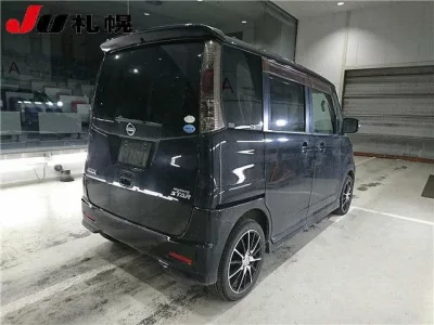 Nissan ROOX  с аукциона в Японии