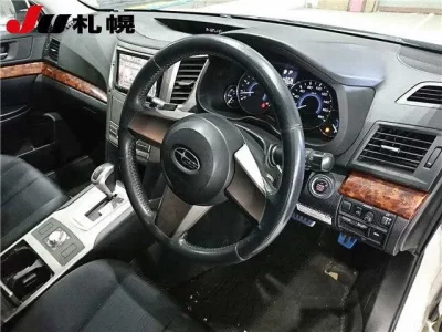 Subaru LEGACY  с аукциона в Японии