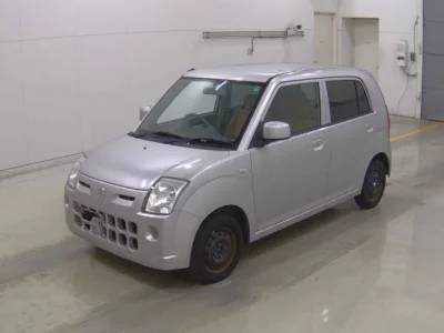 Nissan PINO  с аукциона в Японии