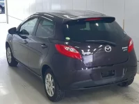 Mazda DEMIO лот № 2074 оценка 3.5  с аукциона в Японии 1
