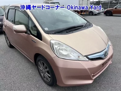 Honda FIT  с аукциона в Японии