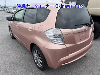 Honda FIT  с аукциона в Японии