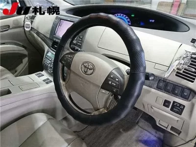 Toyota ESTIMA HYBRID