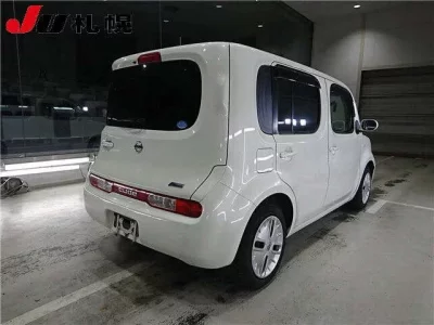 Nissan CUBE  с аукциона в Японии
