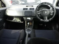 Suzuki SWIFT лот № 9341 оценка R  с аукциона в Японии 2