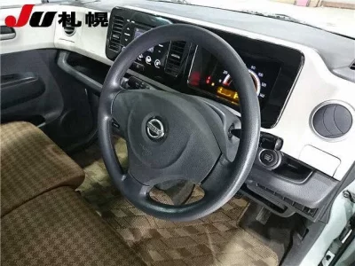 Nissan MOCO  с аукциона в Японии