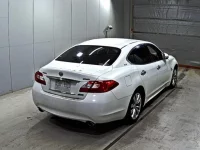 Nissan FUGA лот № 9348 оценка R  с аукциона в Японии 4