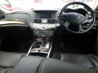 Nissan FUGA лот № 9348 оценка R  с аукциона в Японии 2