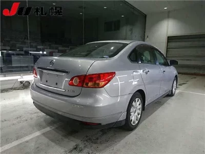 Nissan SYLPHY  с аукциона в Японии