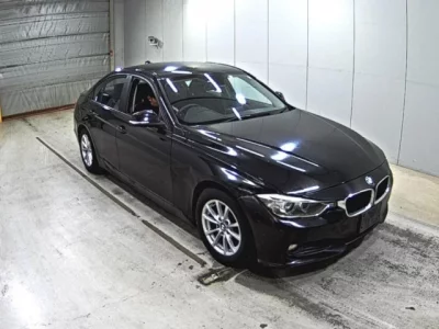 BMW 3-Series  с аукциона в Японии