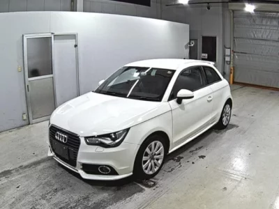 Audi A1  с аукциона в Японии