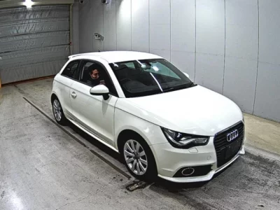 Audi A1  с аукциона в Японии
