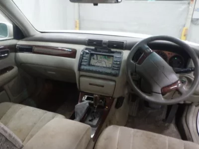 Toyota CROWN ESTATE