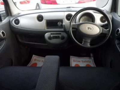 Daihatsu MOVE LATTE