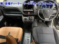 Toyota NOAH лот № 3650 оценка 3.5  с аукциона в Японии 4