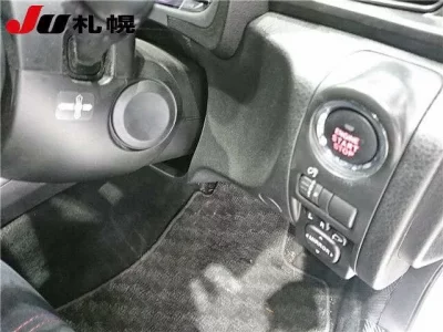 Subaru IMPREZA  с аукциона в Японии